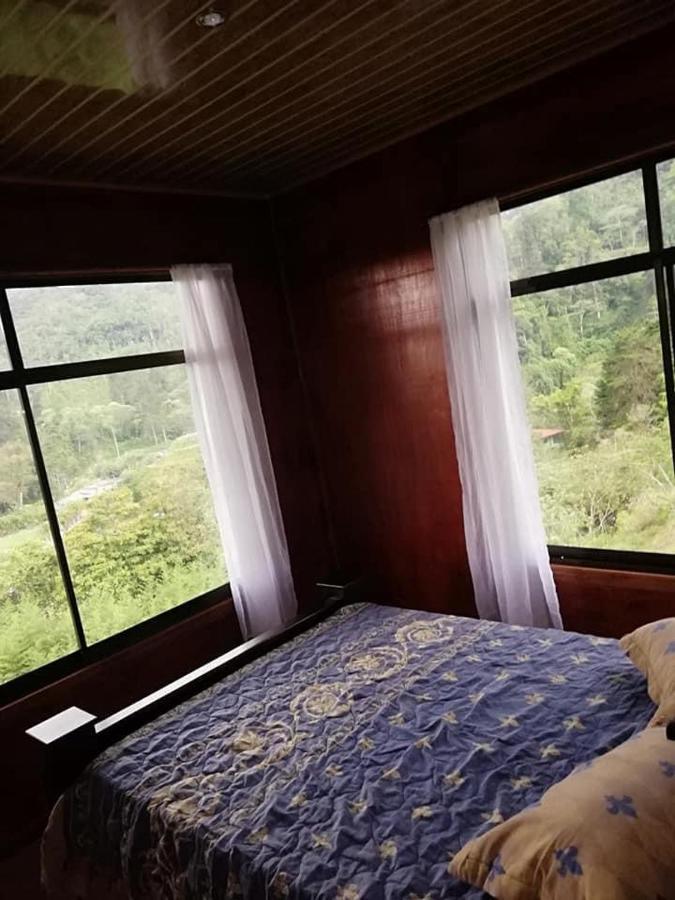 Navarro Mountain Cartago Extérieur photo