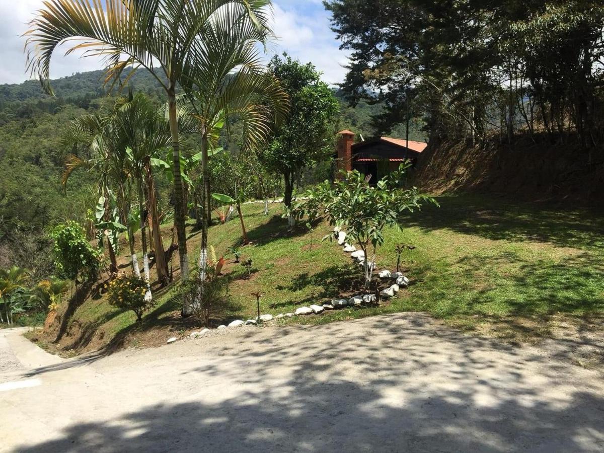 Navarro Mountain Cartago Extérieur photo